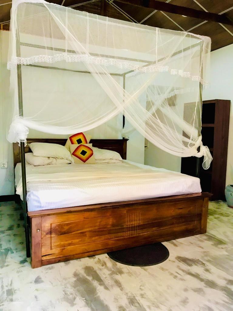 Freedom192 Hotel Weligama Exterior photo