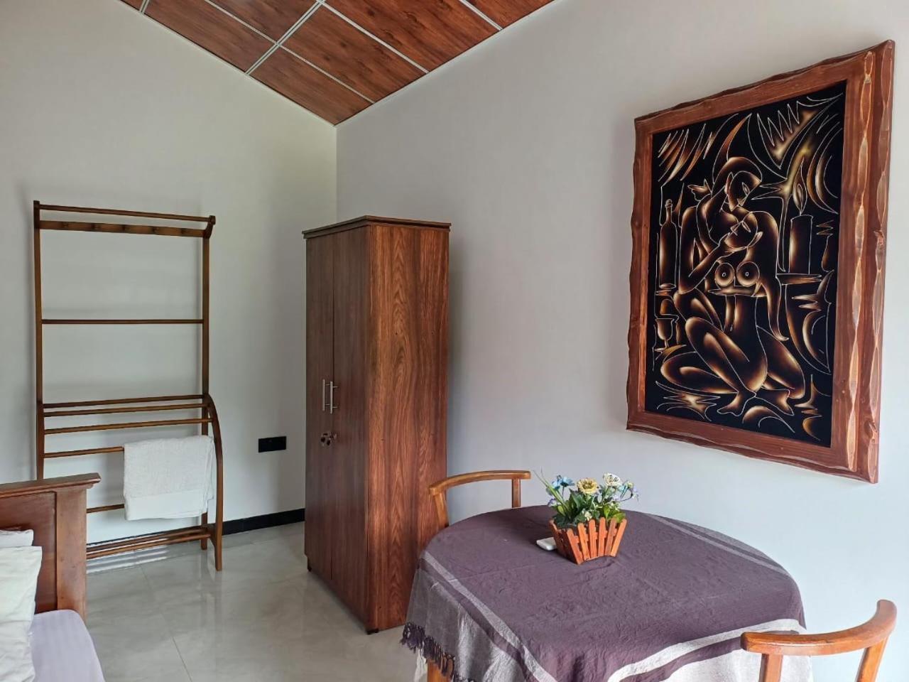 Freedom192 Hotel Weligama Room photo